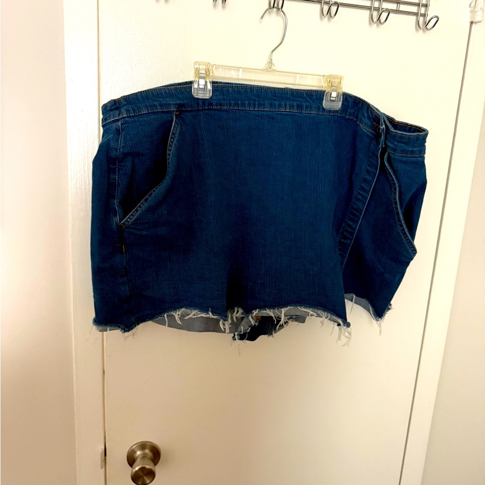 Torrid Dark Blue Jean Skort
